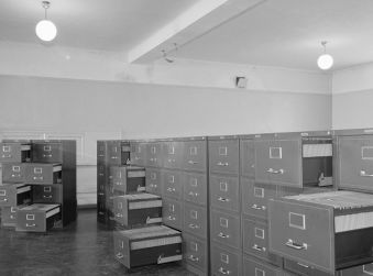 Skogen & Co. A/S. Arkivskap. 