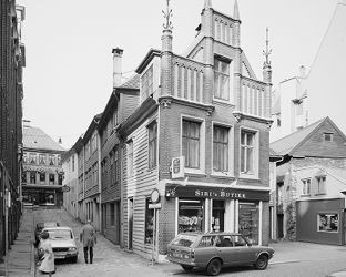 C. Sundts gate.