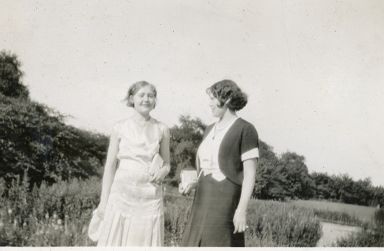 Søstrene Ingeborg (t.v.) og Kristine Gullestad (t.h.).
