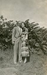 Kristine Gullestad og en dresskledd mann