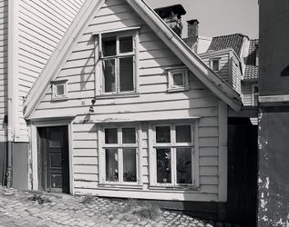 Knøsesmauet. 